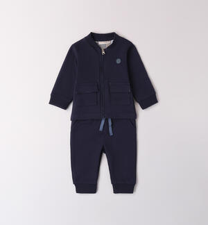 Sporty suit for baby